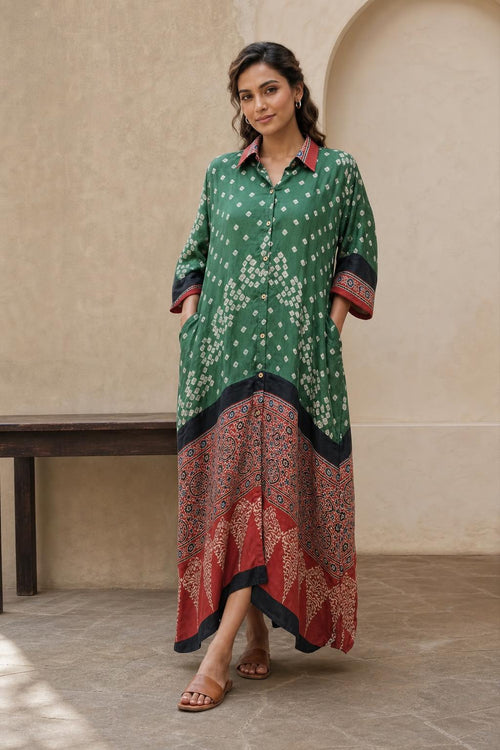 Bandhej×Ajrakh Long Shirt Kaftan - KutchPoshak model shot