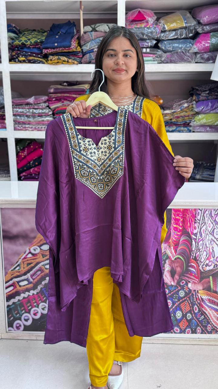Close up of Modal Silk Kaftan Top with Palazzo - Kutch Poshak