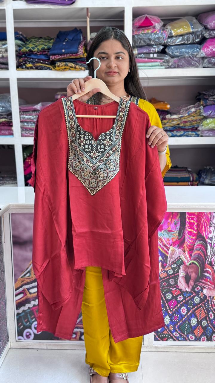 Close up of Modal Silk Kaftan Top with Palazzo - Kutch Poshak