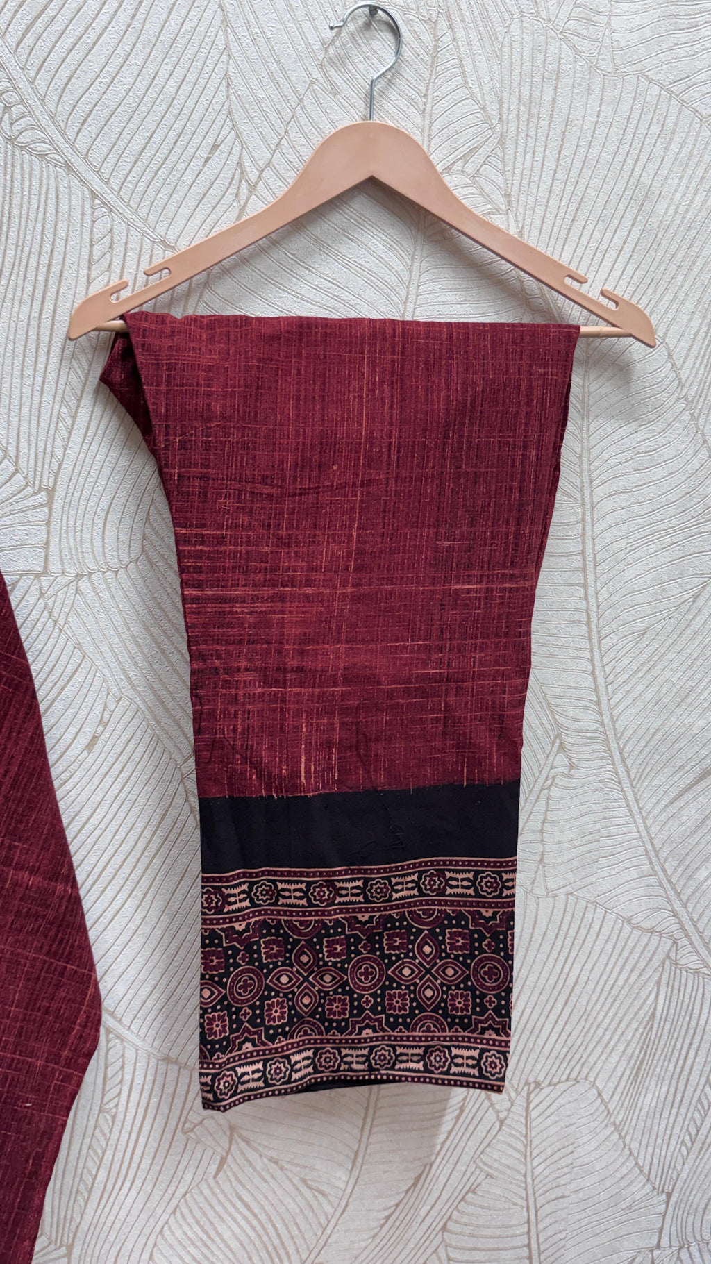 Close up of Brush print kaftan Co-Ord set - Kutch Poshak