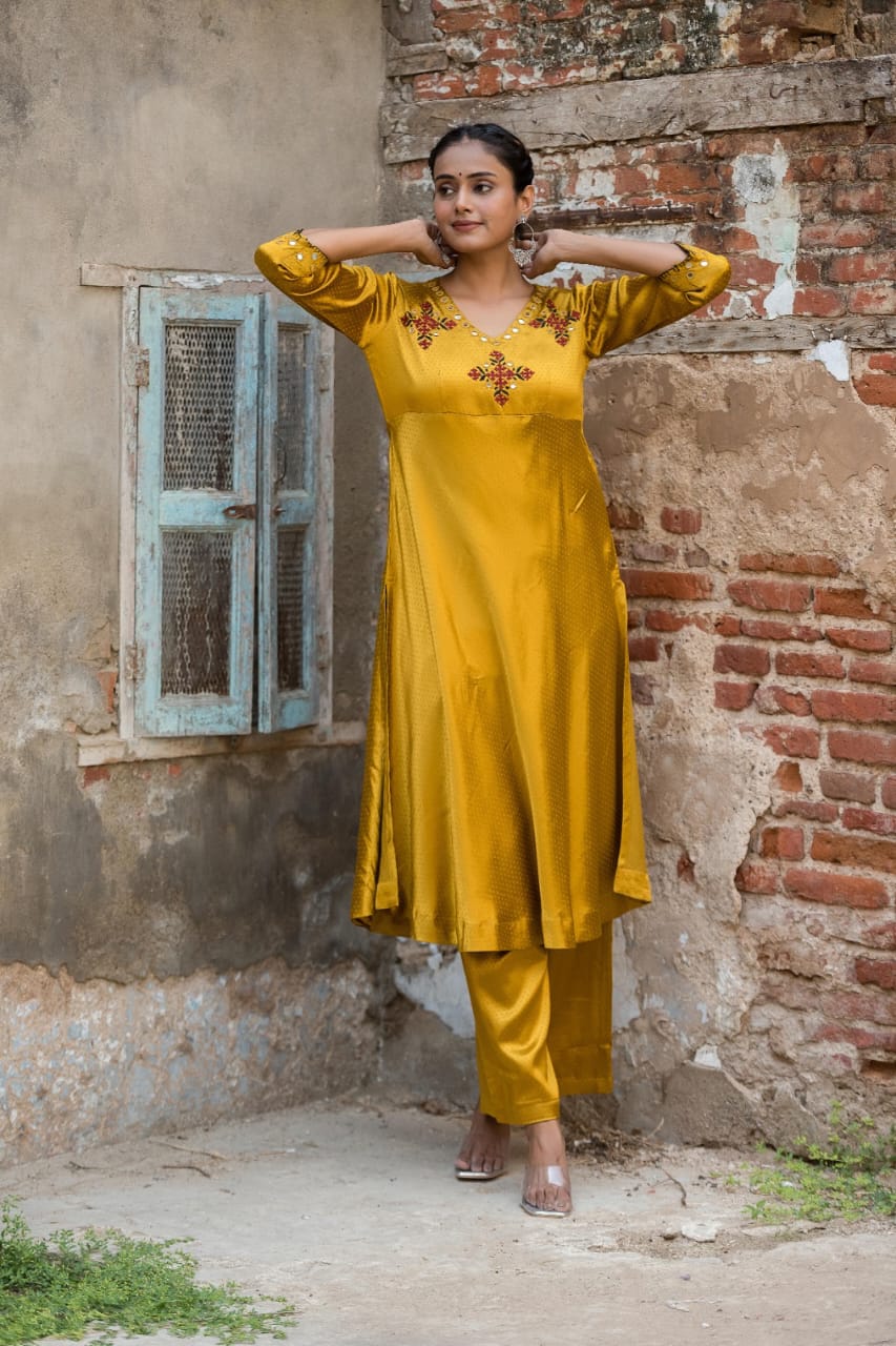 Mashru-Gaji Silk Kurta+Plazo Set